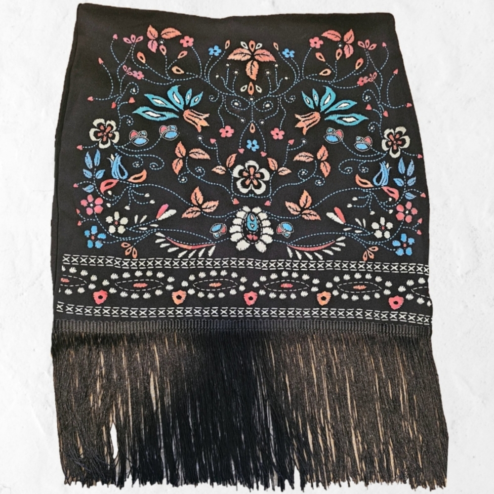 NEW, Boho skirt with fringe